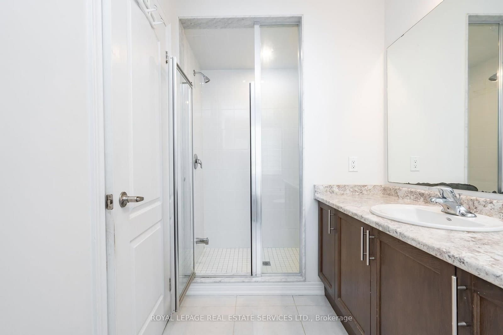 166 Deerpath Drive, Unit 72 thumbnail 35