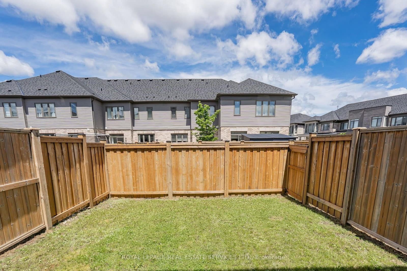 166 Deerpath Drive, Unit 72 thumbnail 48