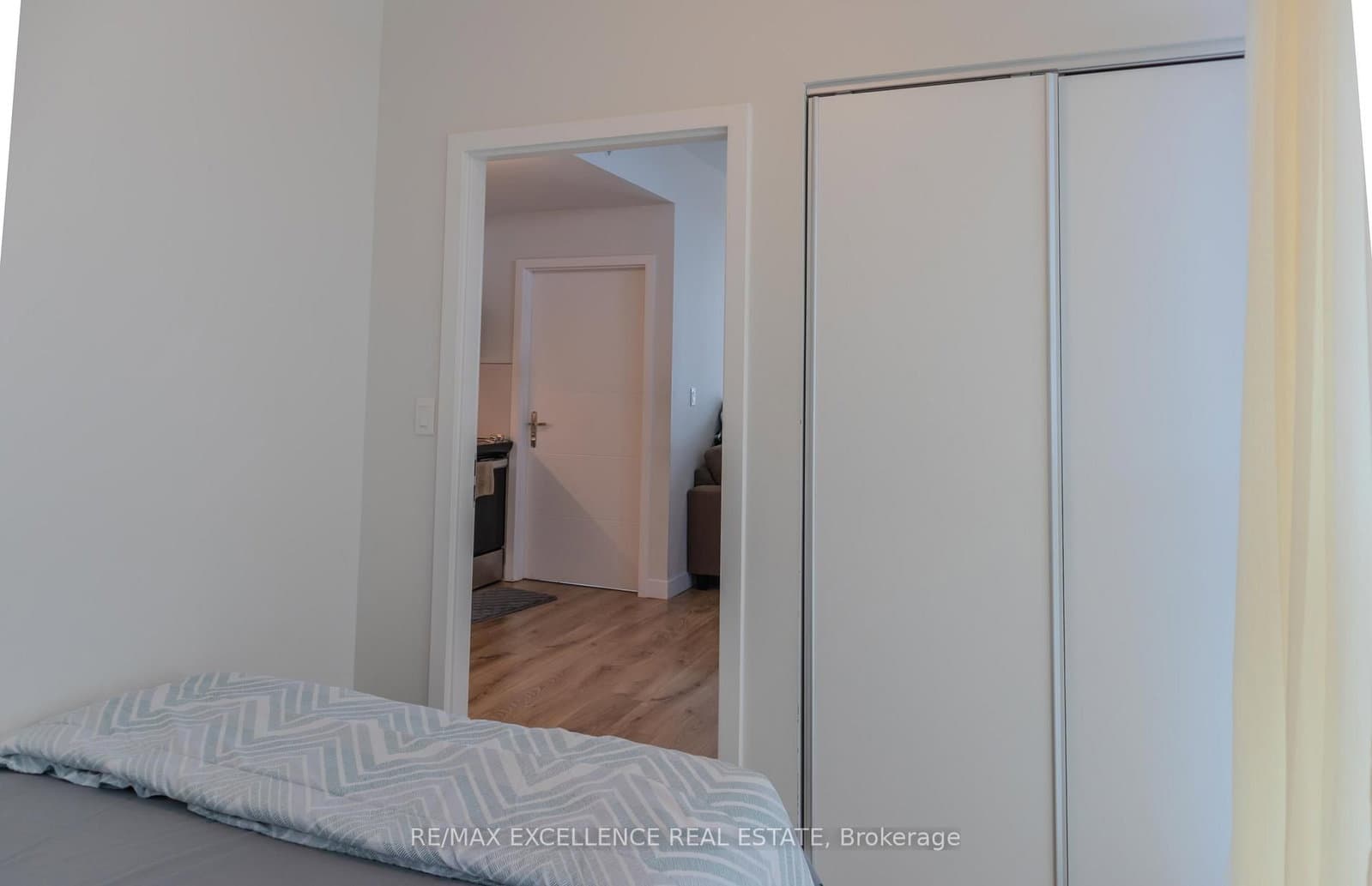 60 Frederick Street W, Unit 2702 thumbnail 14
