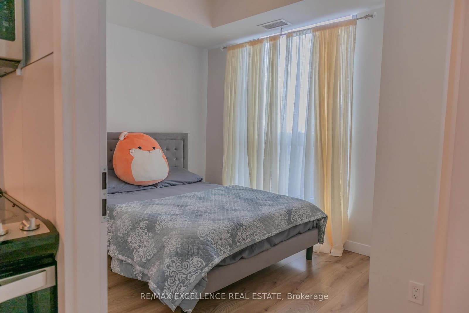 60 Frederick Street W, Unit 2702 thumbnail 15