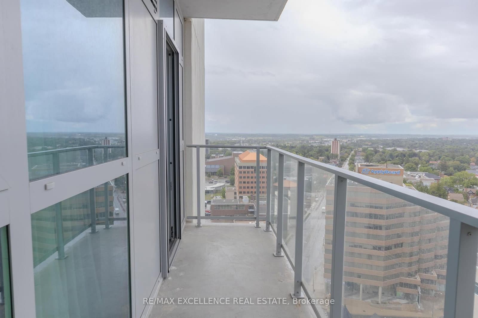 60 Frederick Street W, Unit 2702 thumbnail 28