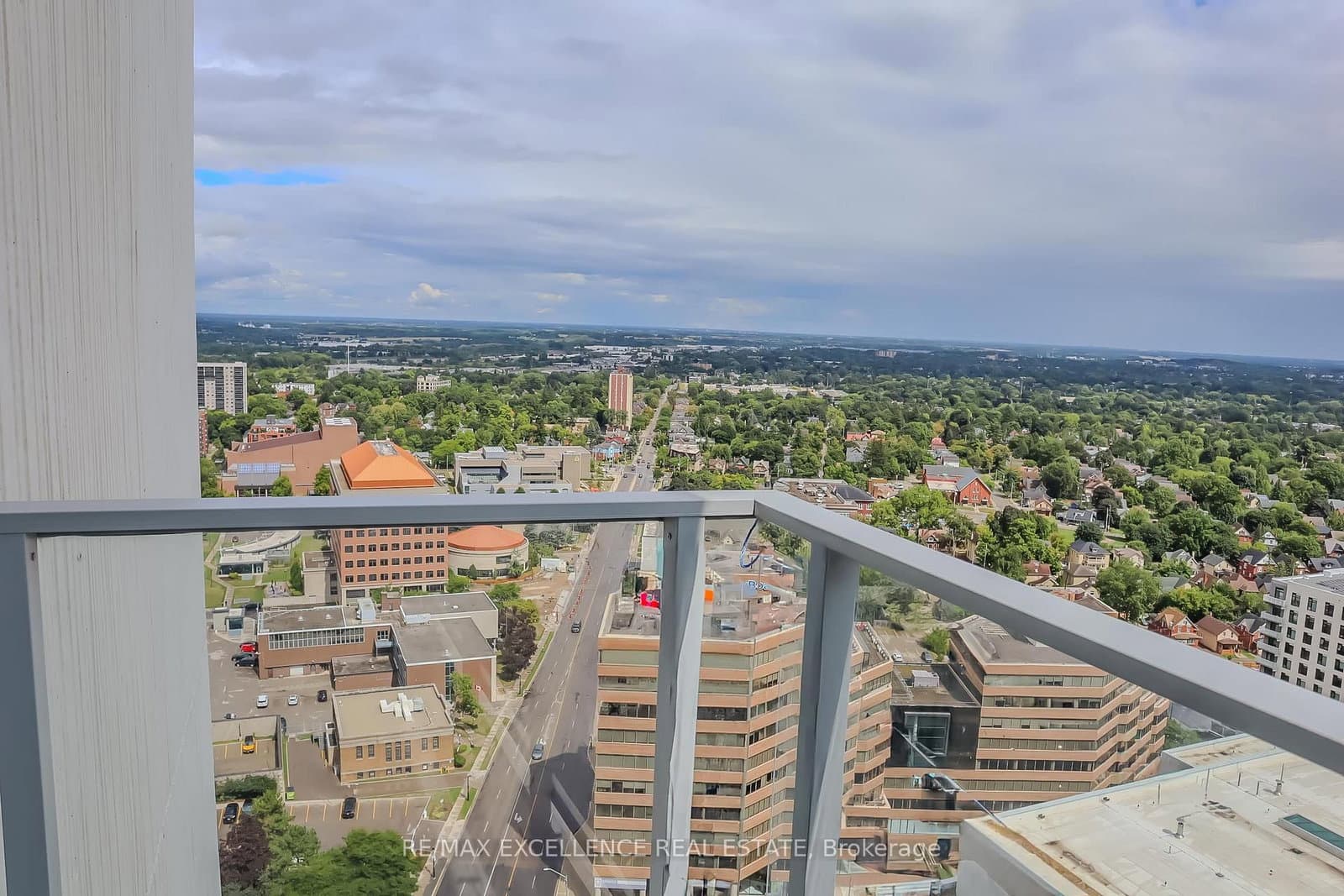 60 Frederick Street W, Unit 2702 thumbnail 29