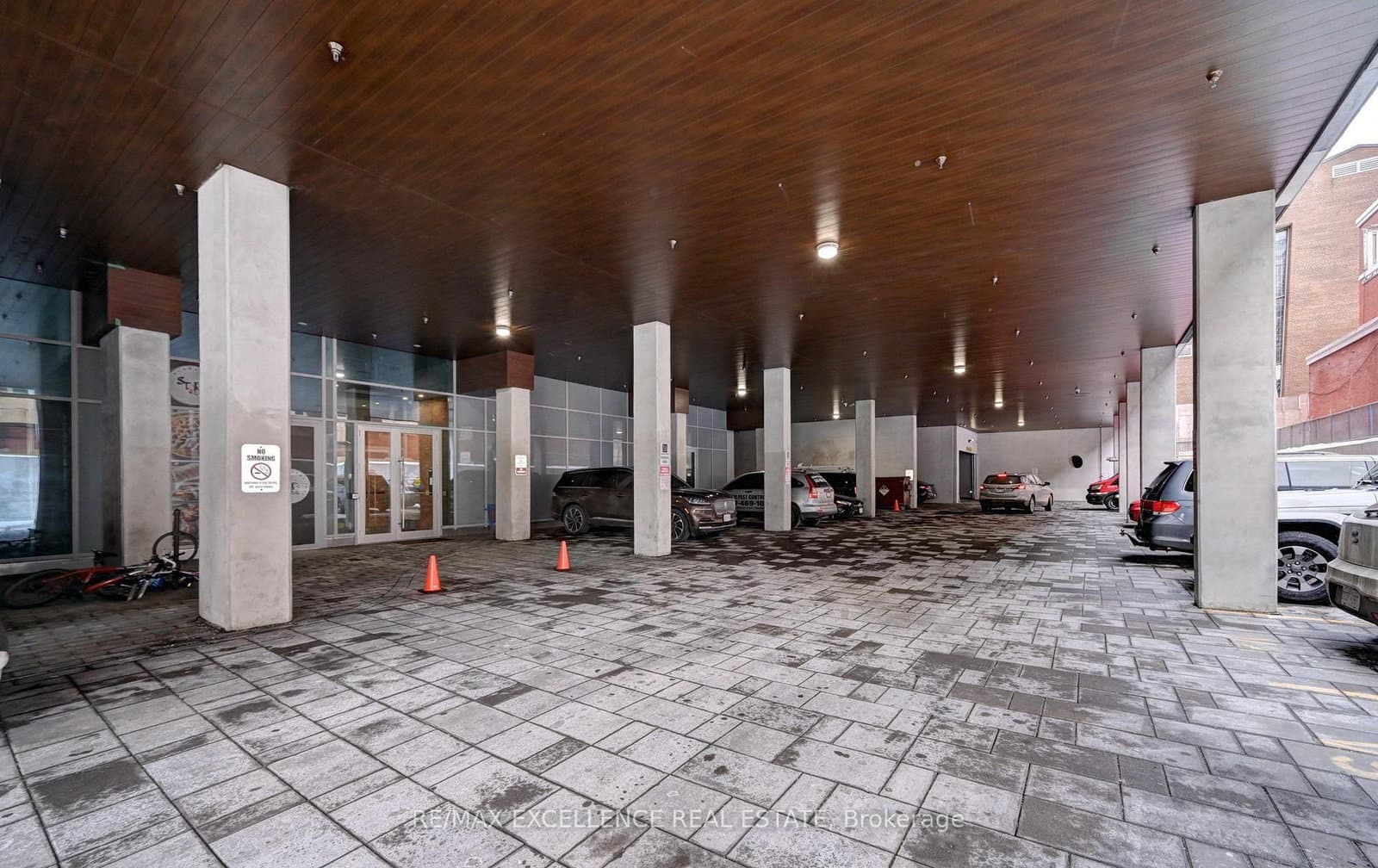 60 Frederick Street W, Unit 2702 thumbnail 31