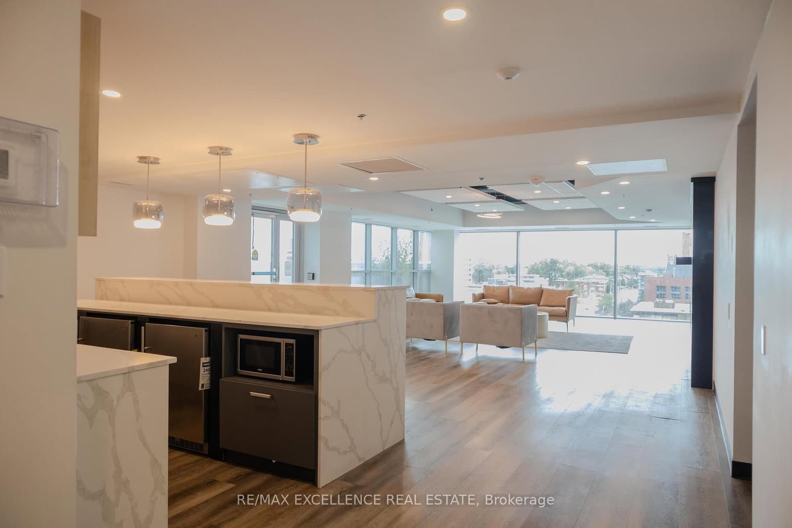 60 Frederick Street W, Unit 2702 thumbnail 40
