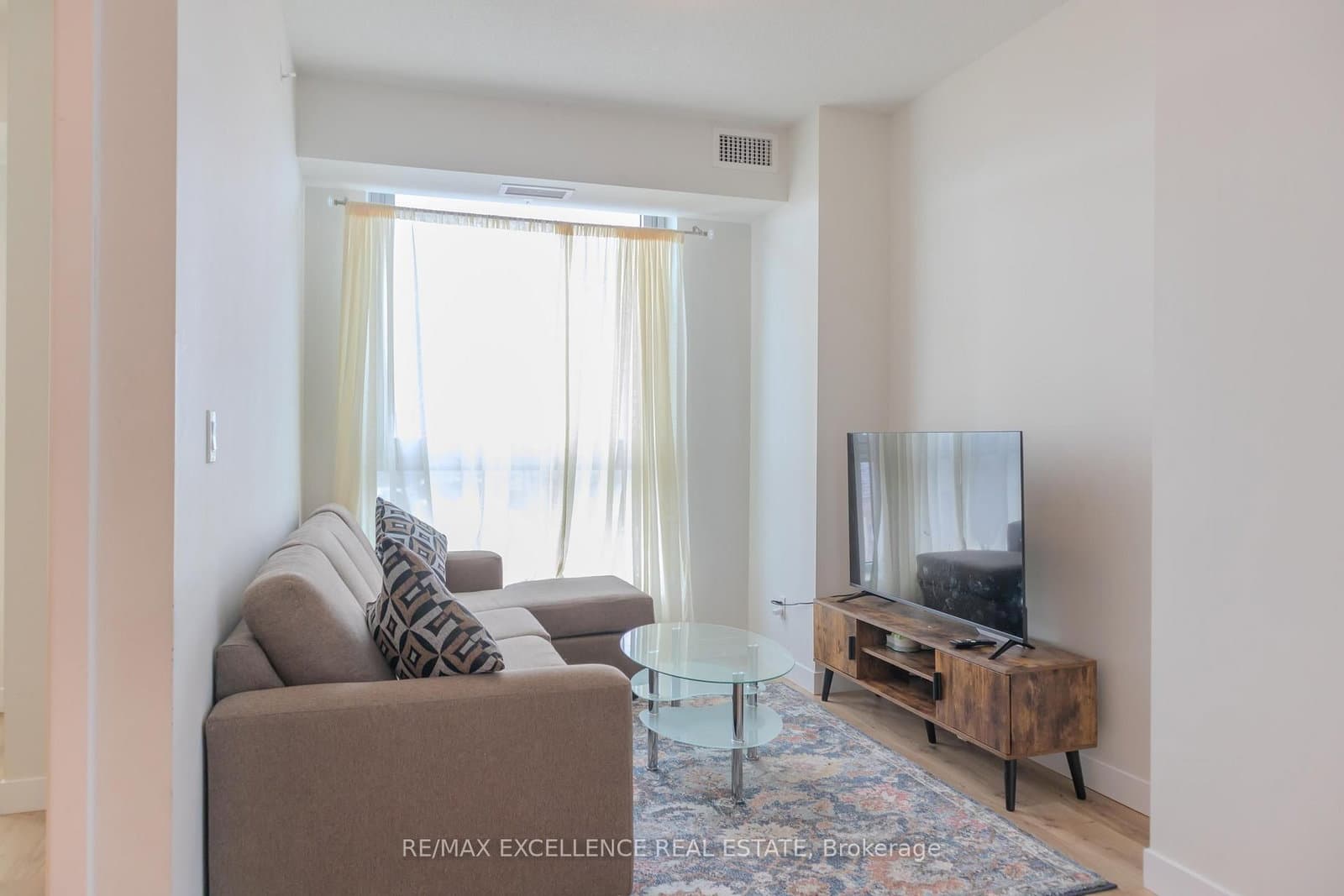 60 Frederick Street W, Unit 2702 thumbnail 6