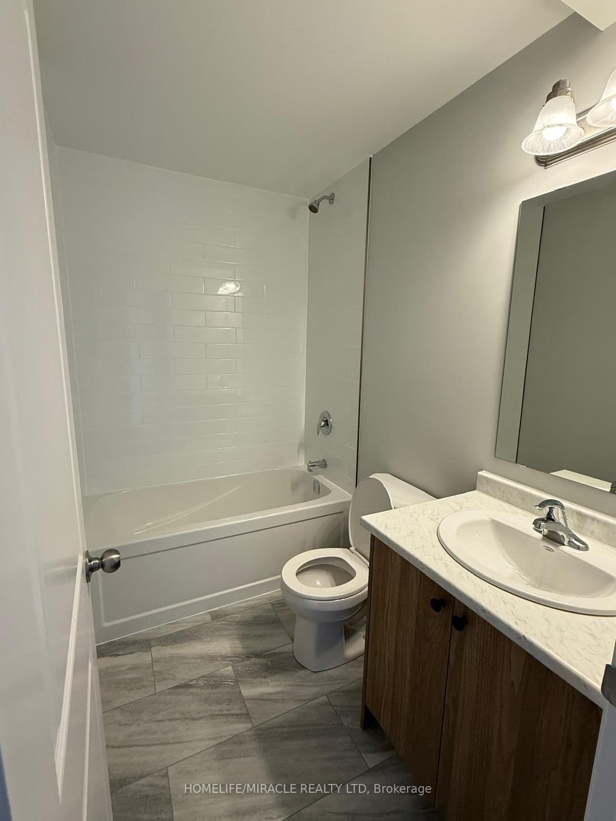 10 South Creek Drive, Unit 26 thumbnail 11