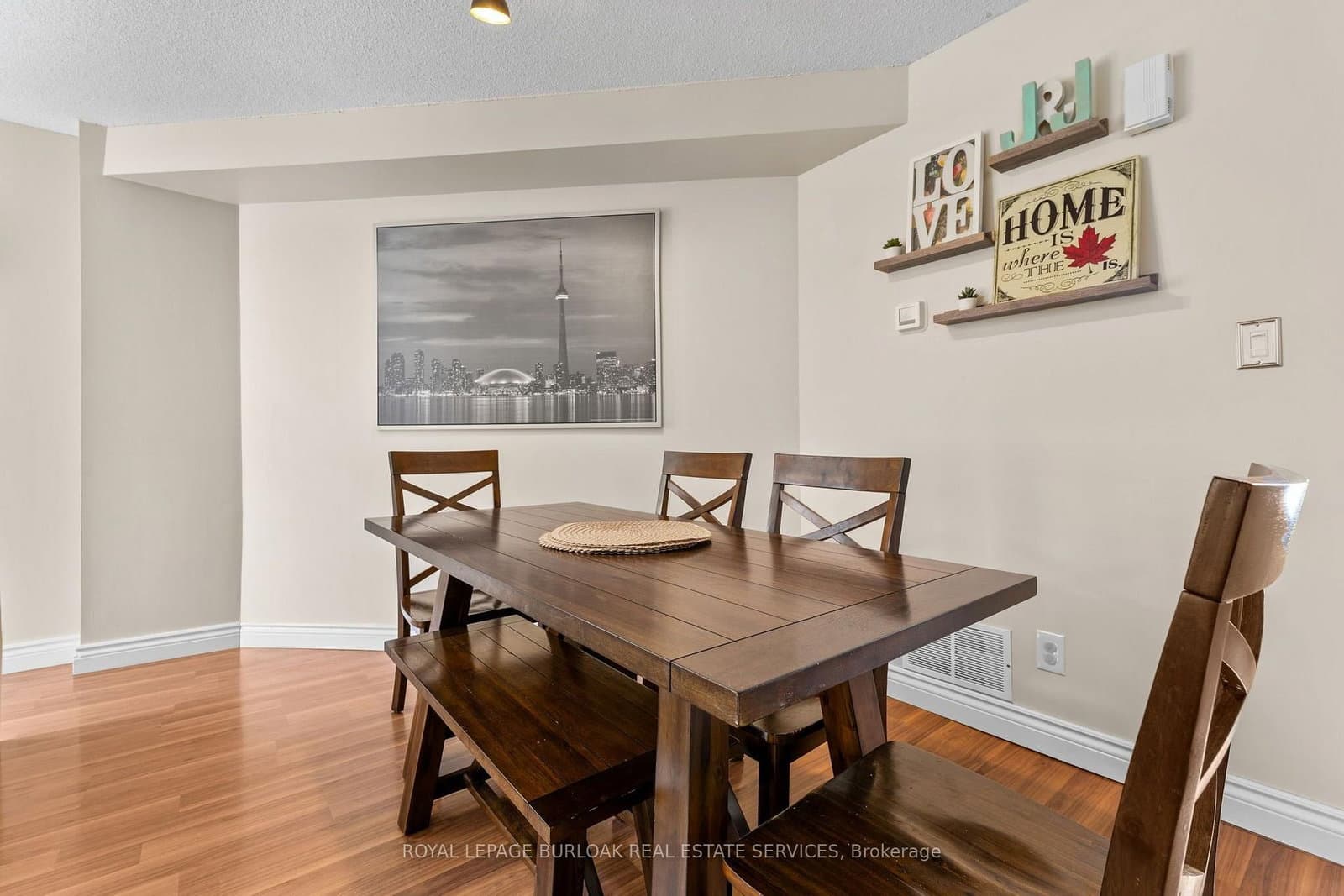 465 Beechwood Place, Unit 12 thumbnail 11