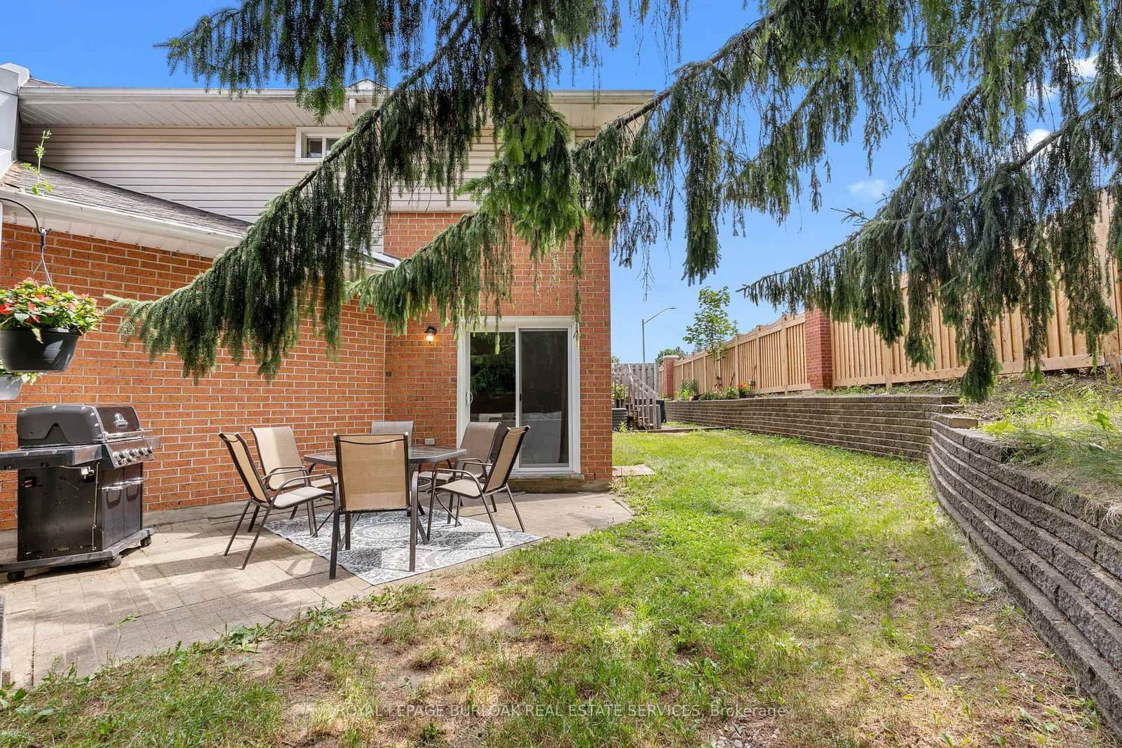 465 Beechwood Place, Unit 12 thumbnail 45