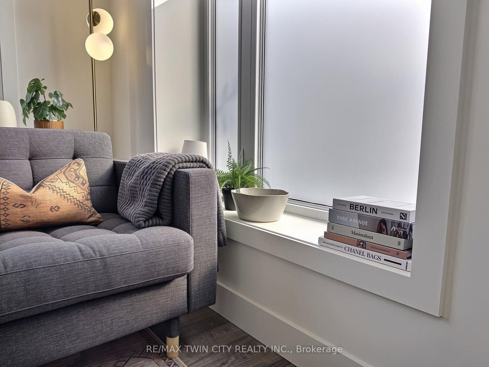 107 Roger Street, Unit 101 thumbnail 14