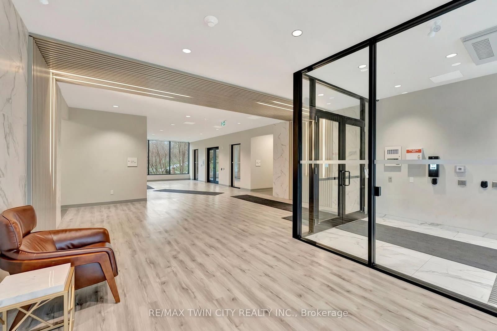107 Roger Street, Unit 101 thumbnail 26