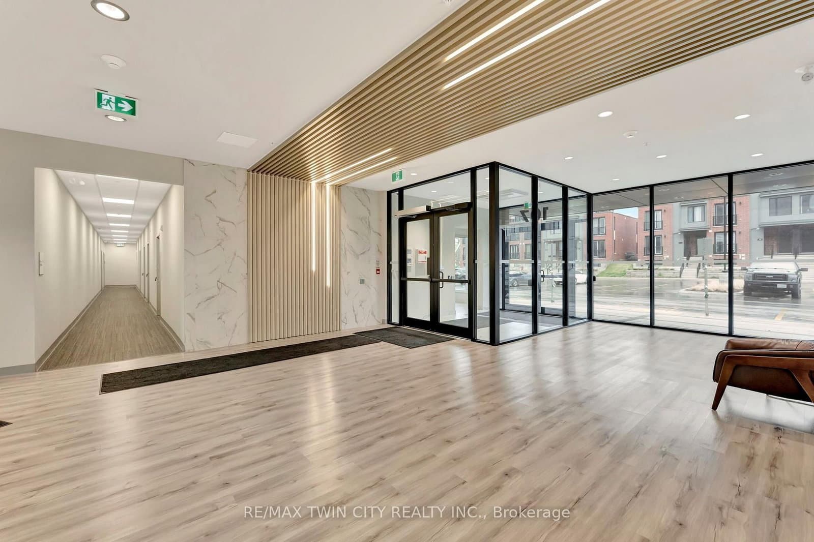 107 Roger Street, Unit 101 thumbnail 27