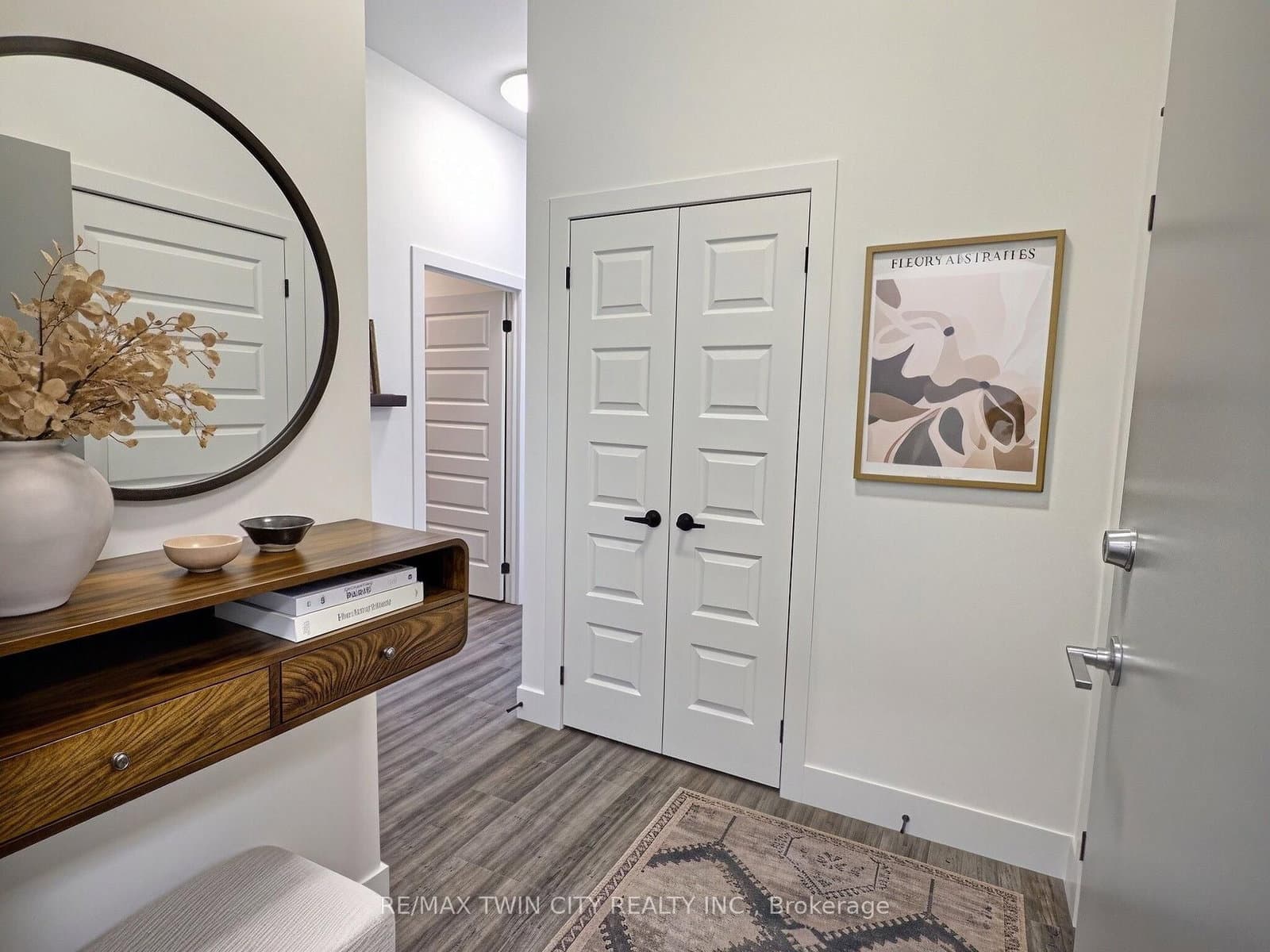 107 Roger Street, Unit 101 thumbnail 3