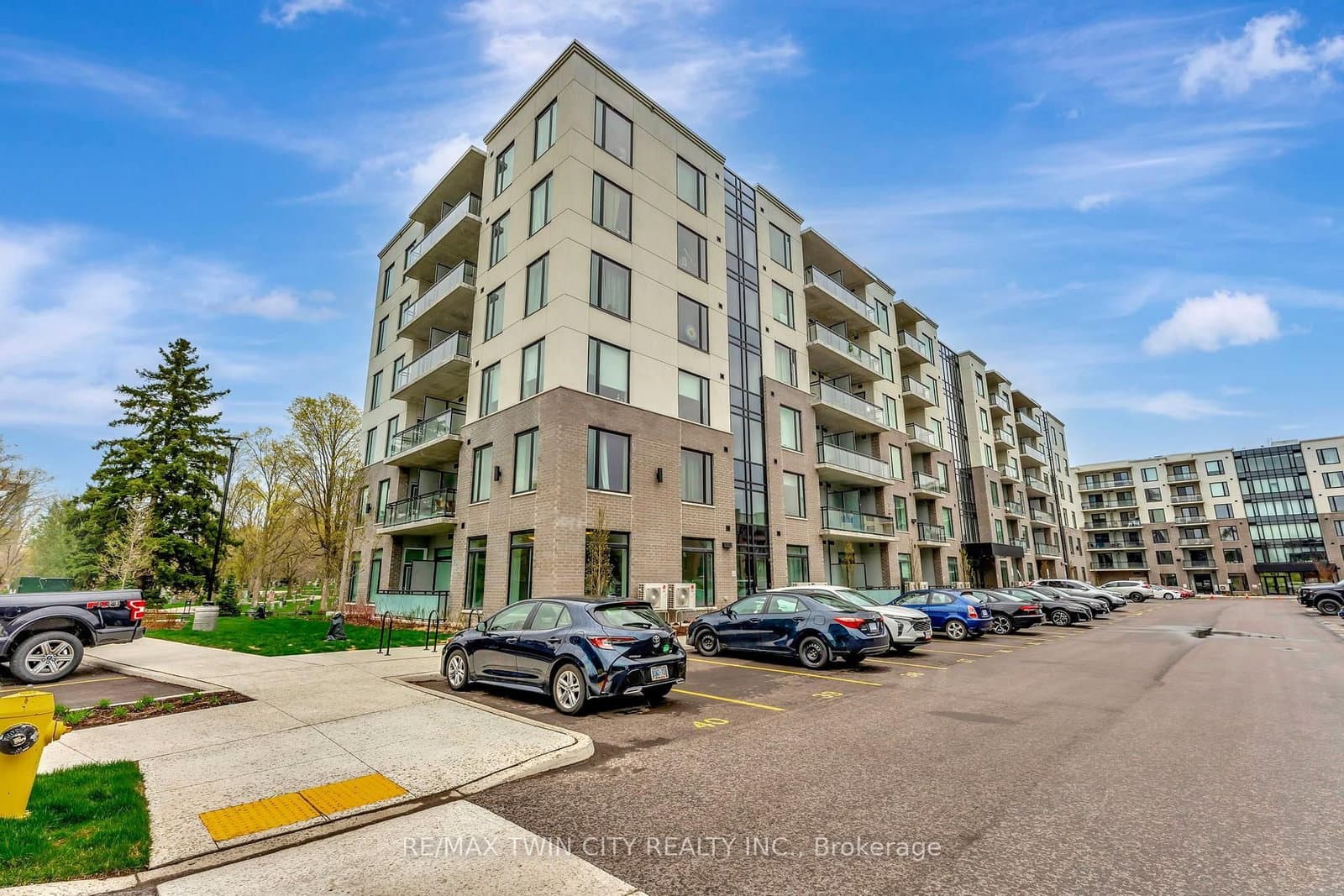 107 Roger Street, Unit 101 thumbnail 37