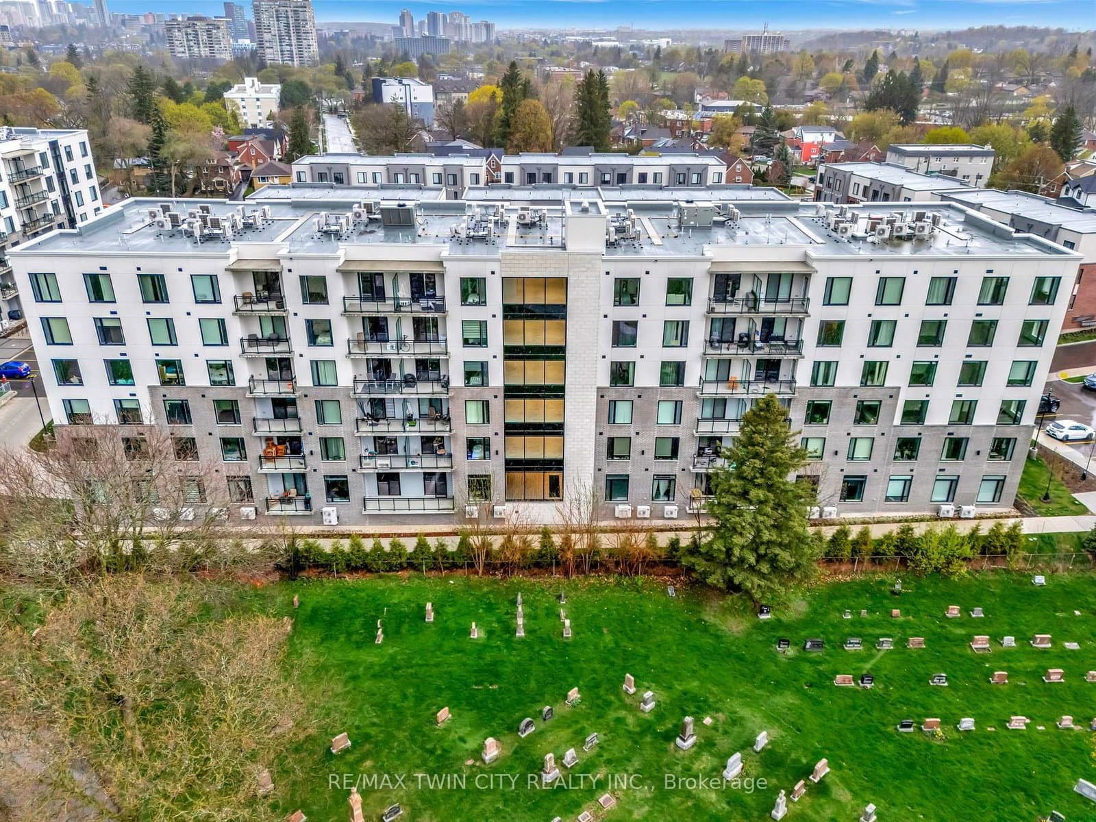 107 Roger Street, Unit 101 thumbnail 40