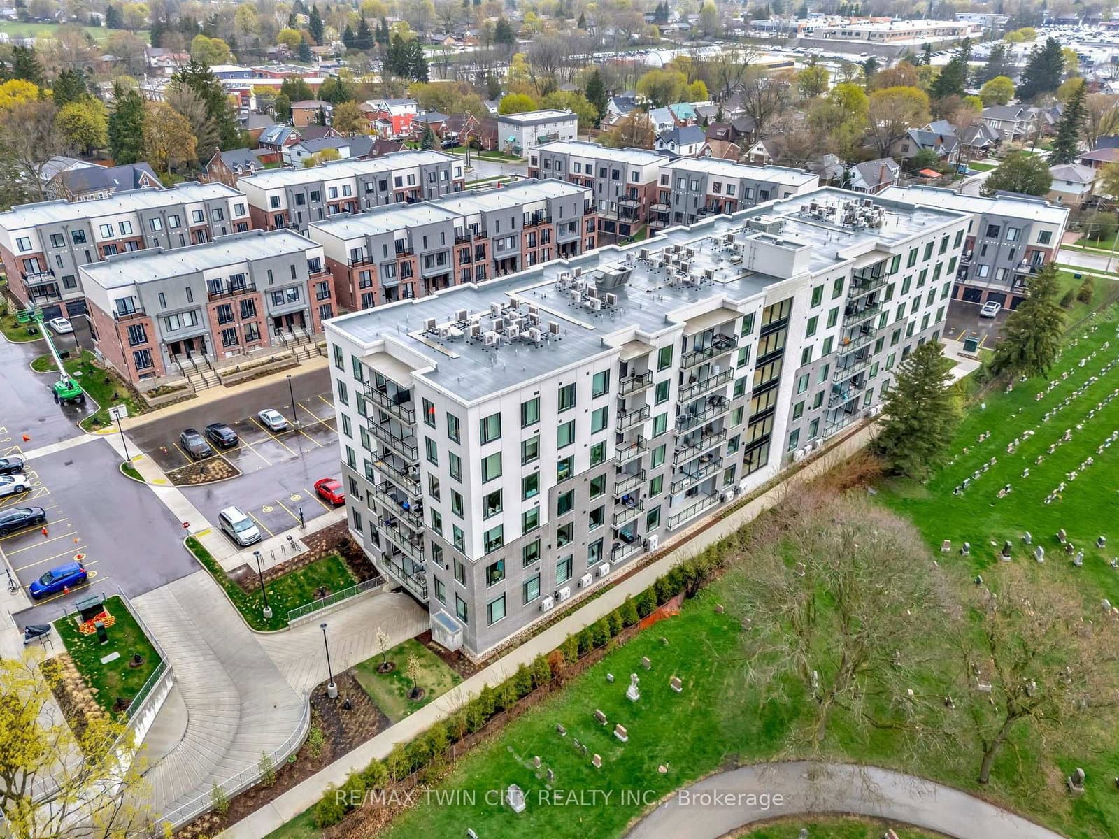107 Roger Street, Unit 101 thumbnail 43