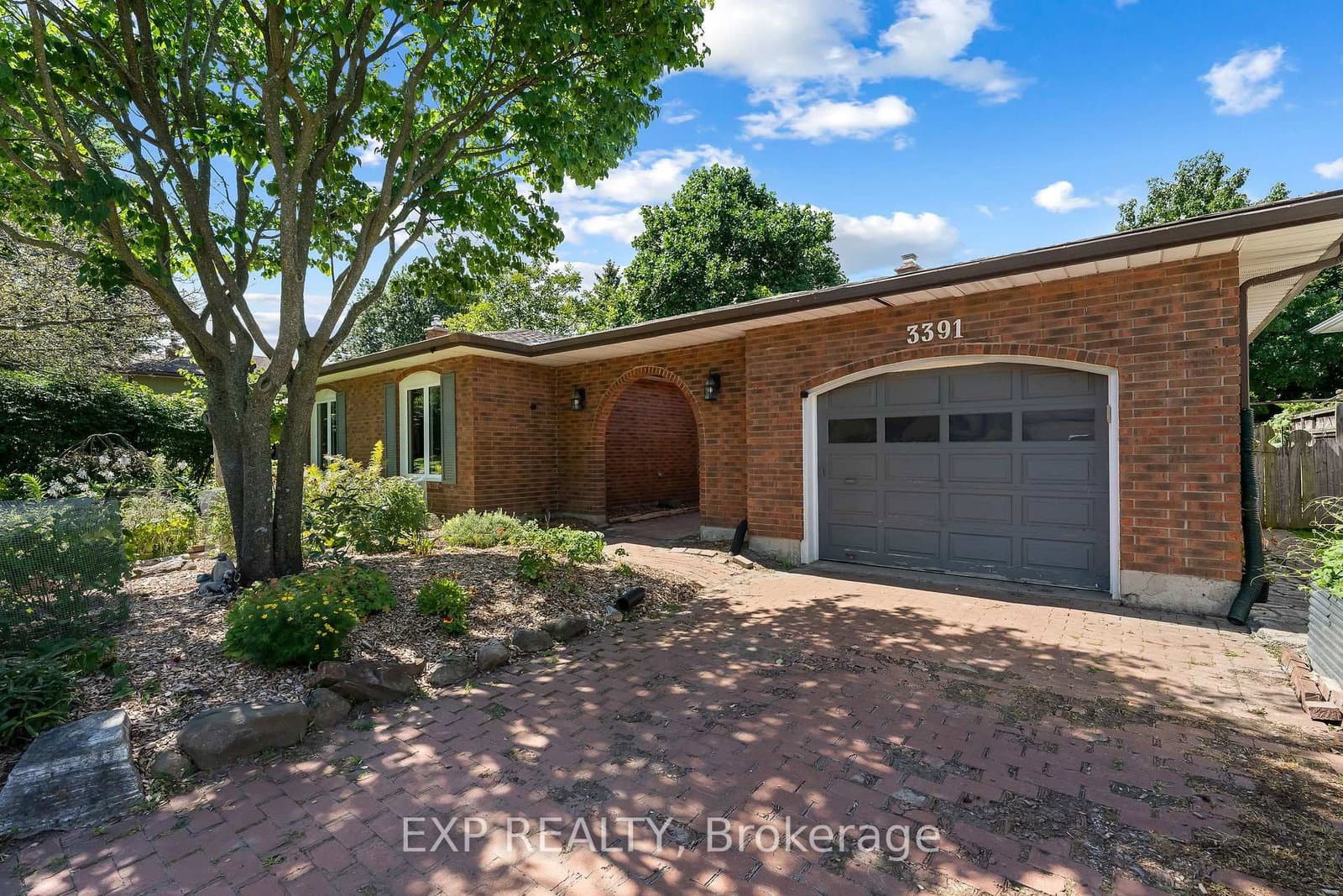3391 Harvard Avenue - Image 1