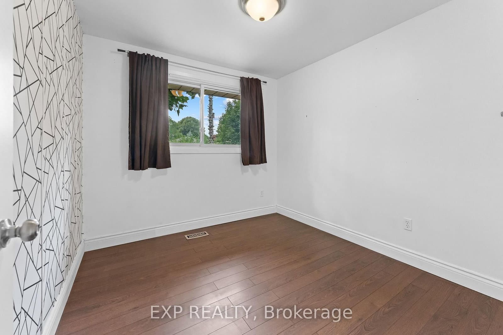 3391 Harvard Avenue thumbnail 24