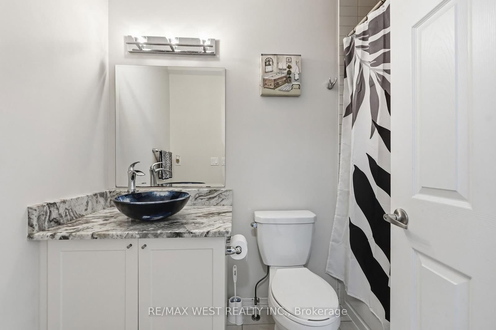 701 Homer Watson Boulevard, Unit 35 thumbnail 27