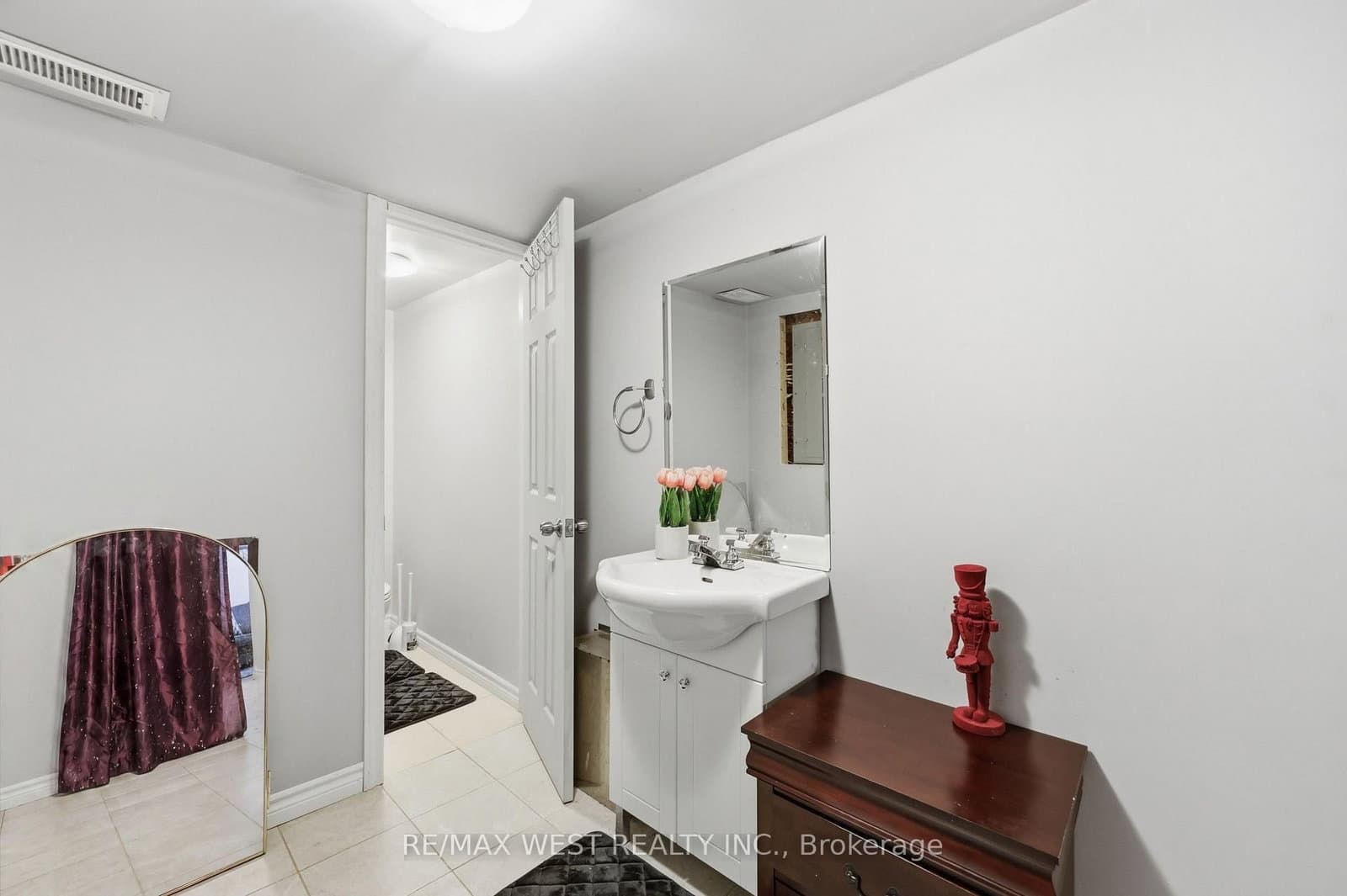 701 Homer Watson Boulevard, Unit 35 thumbnail 28