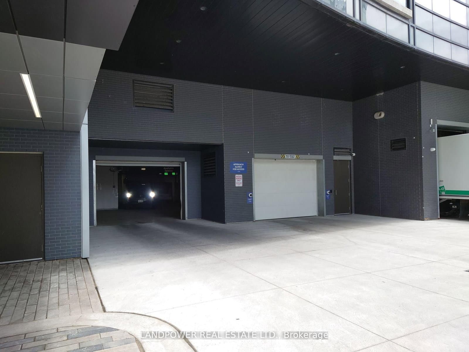 104 Garment Street, Unit 910 thumbnail 16