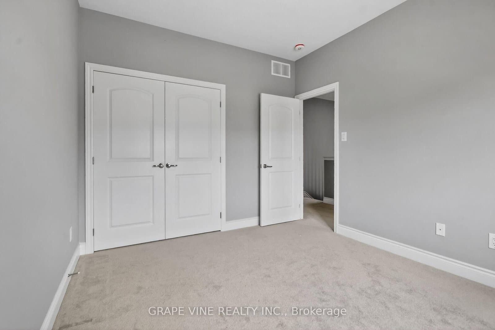 316 Crossway Terrace thumbnail 23