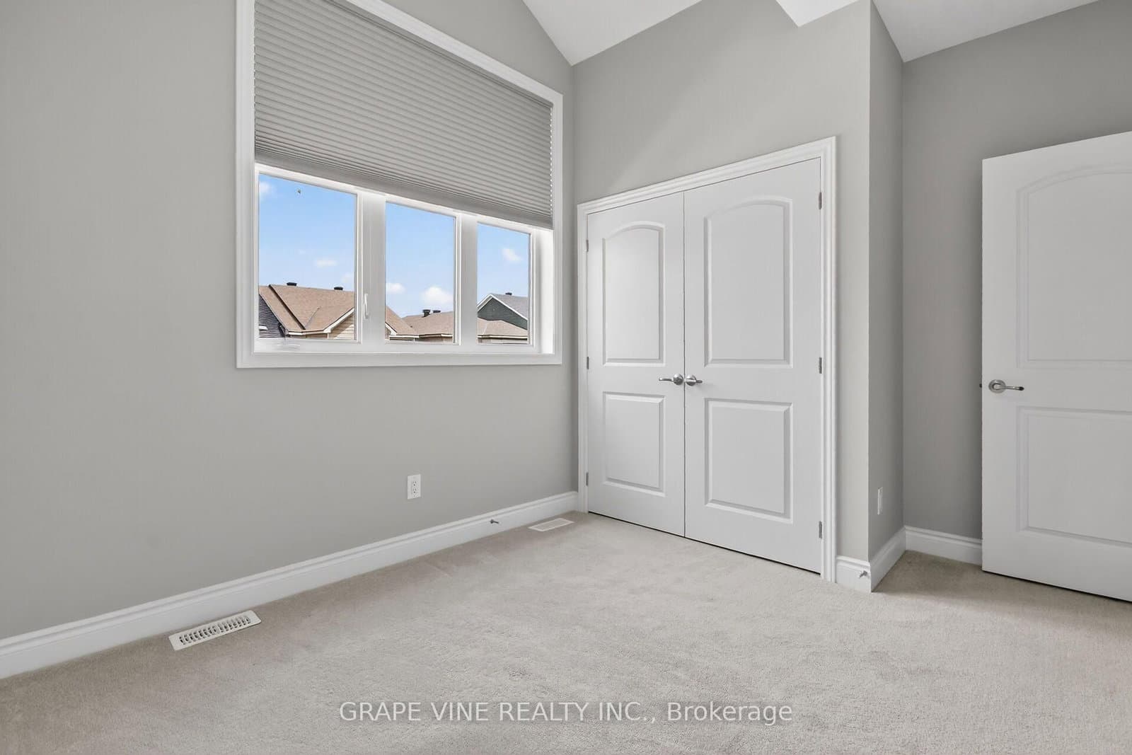 316 Crossway Terrace thumbnail 25