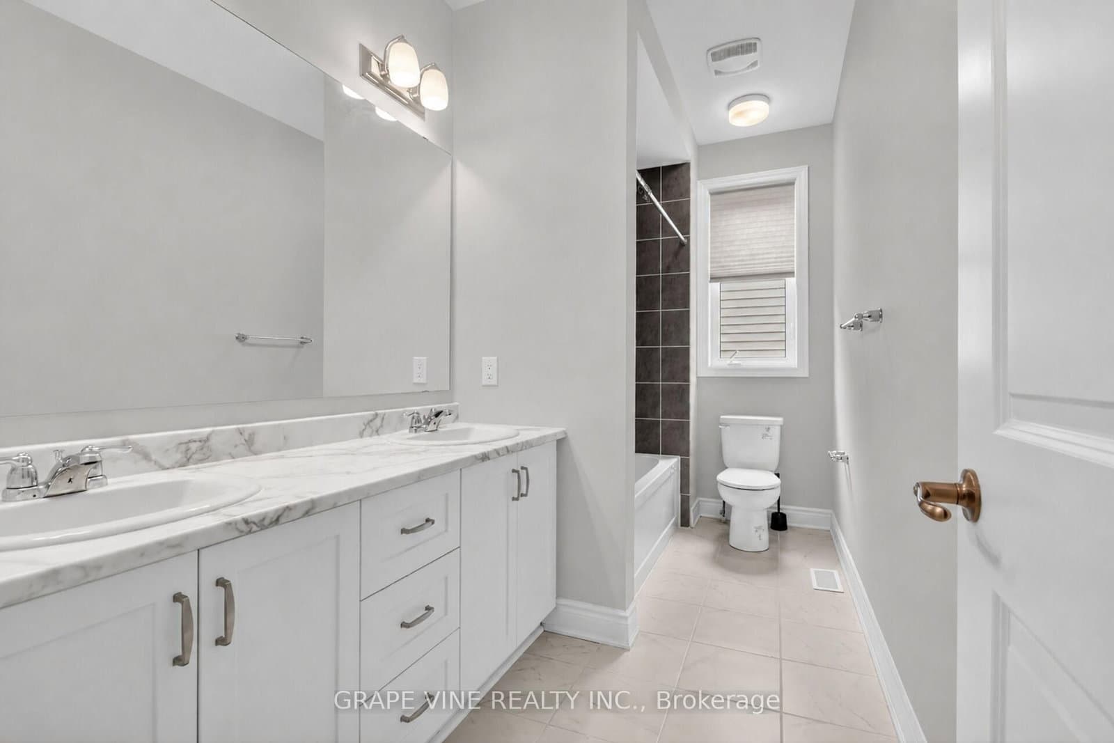 316 Crossway Terrace thumbnail 31