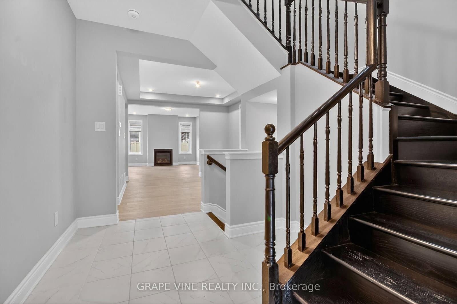 316 Crossway Terrace thumbnail 5