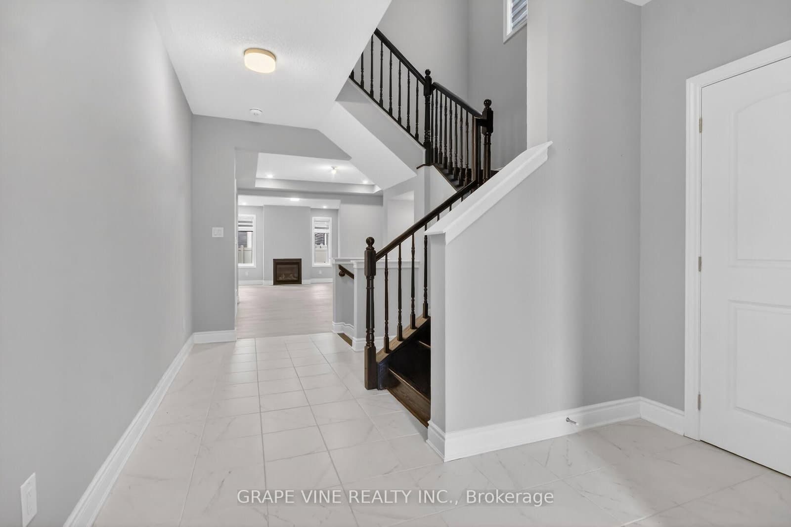 316 Crossway Terrace thumbnail 6