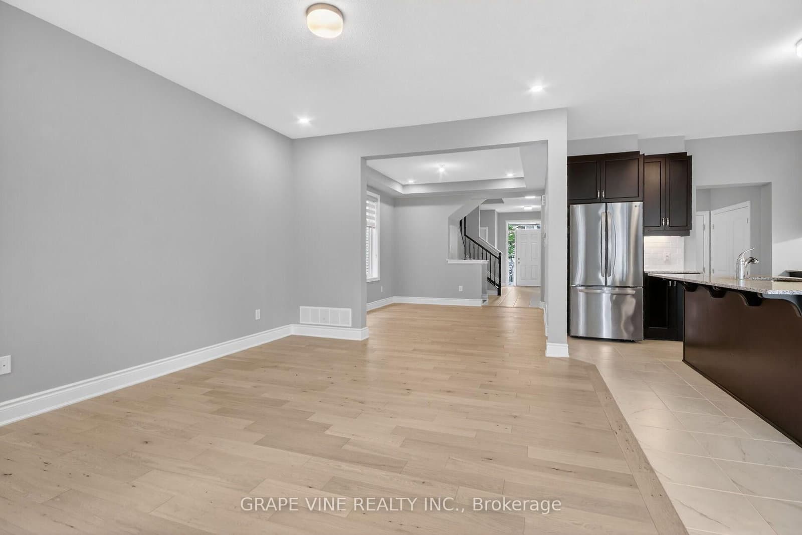 316 Crossway Terrace thumbnail 7