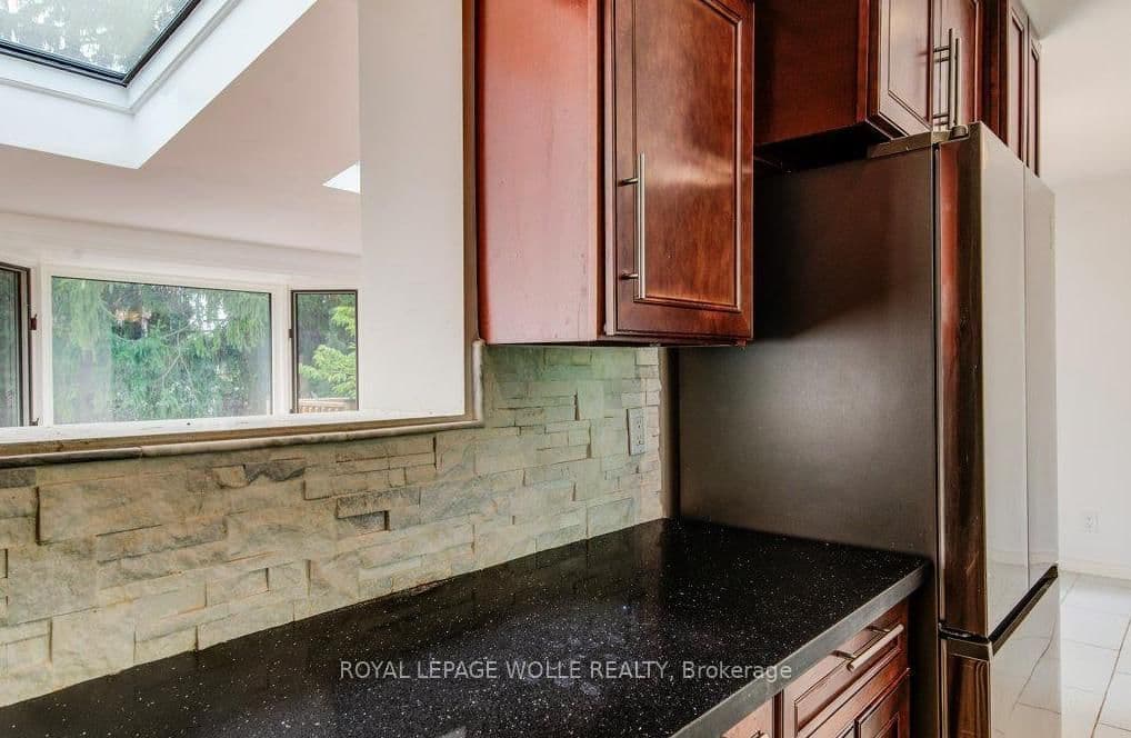 109 White Oak Place thumbnail 9