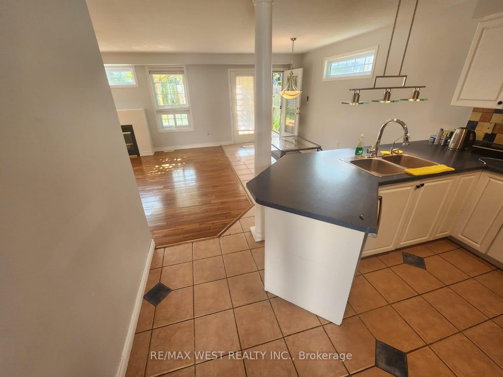 792 Butternut Avenue thumbnail 3