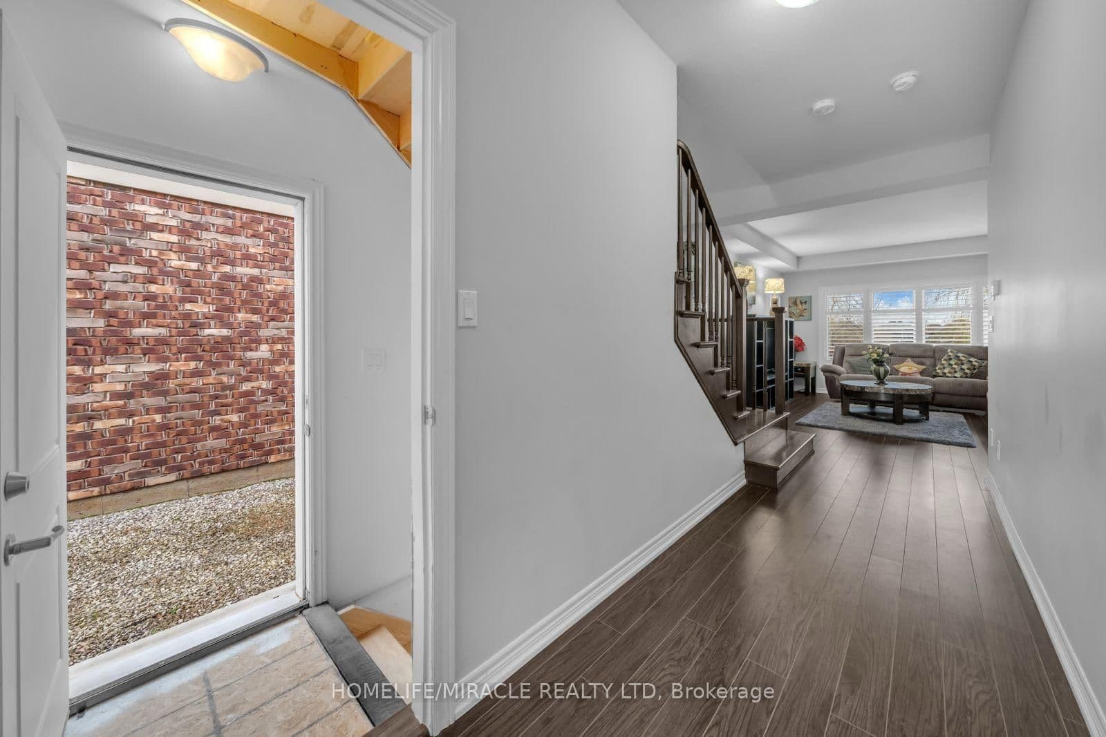 83 Monarch Street thumbnail 16