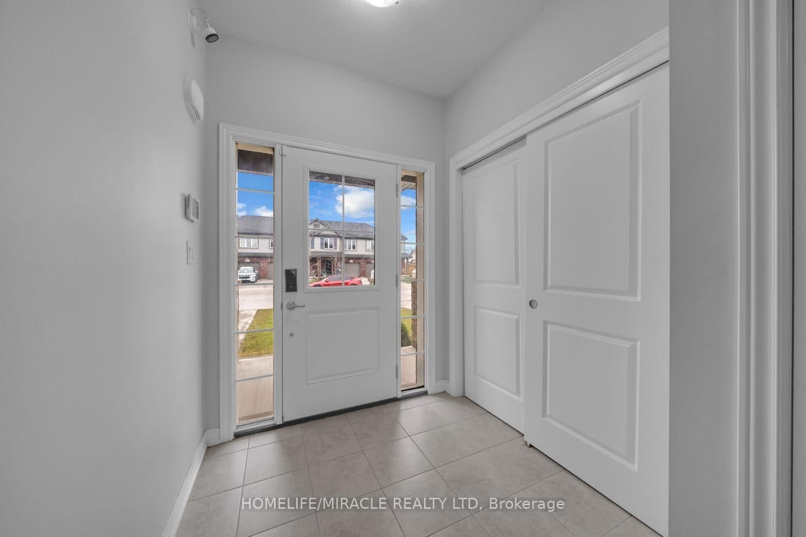83 Monarch Street thumbnail 2