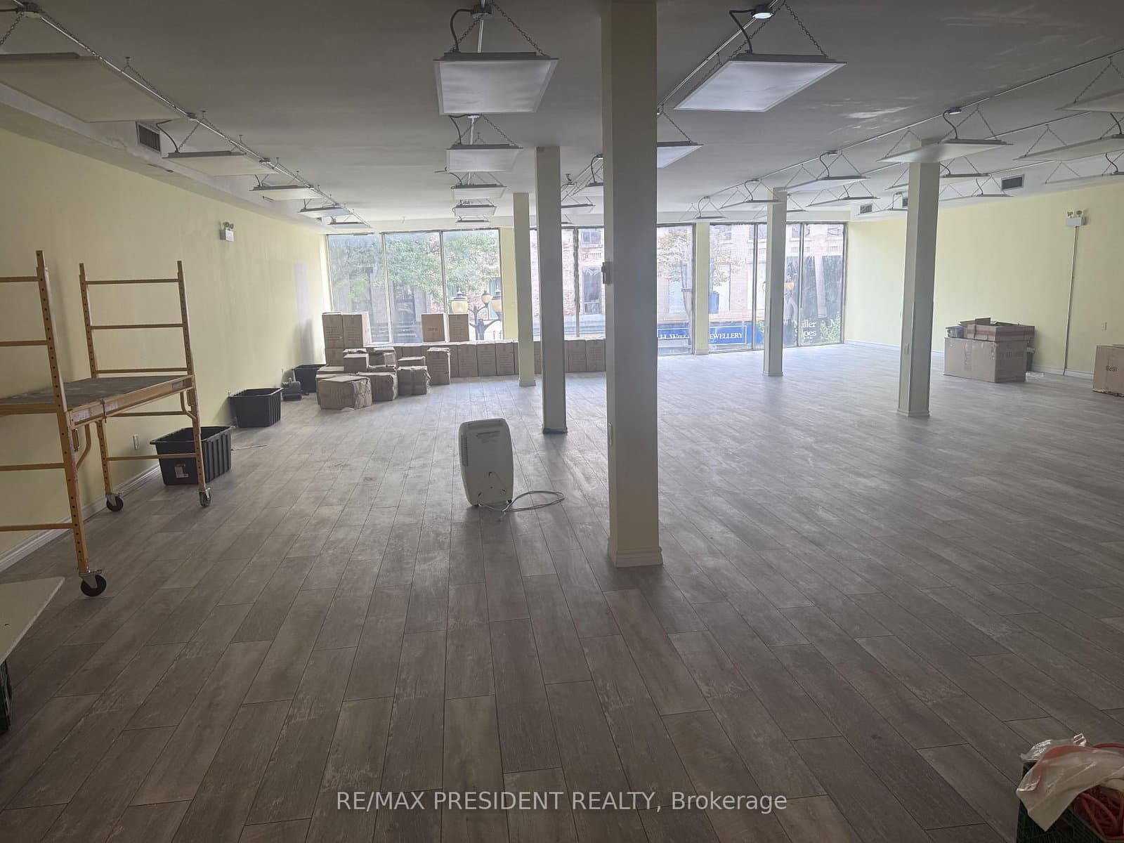 135 James Street N, Unit 3 thumbnail 10