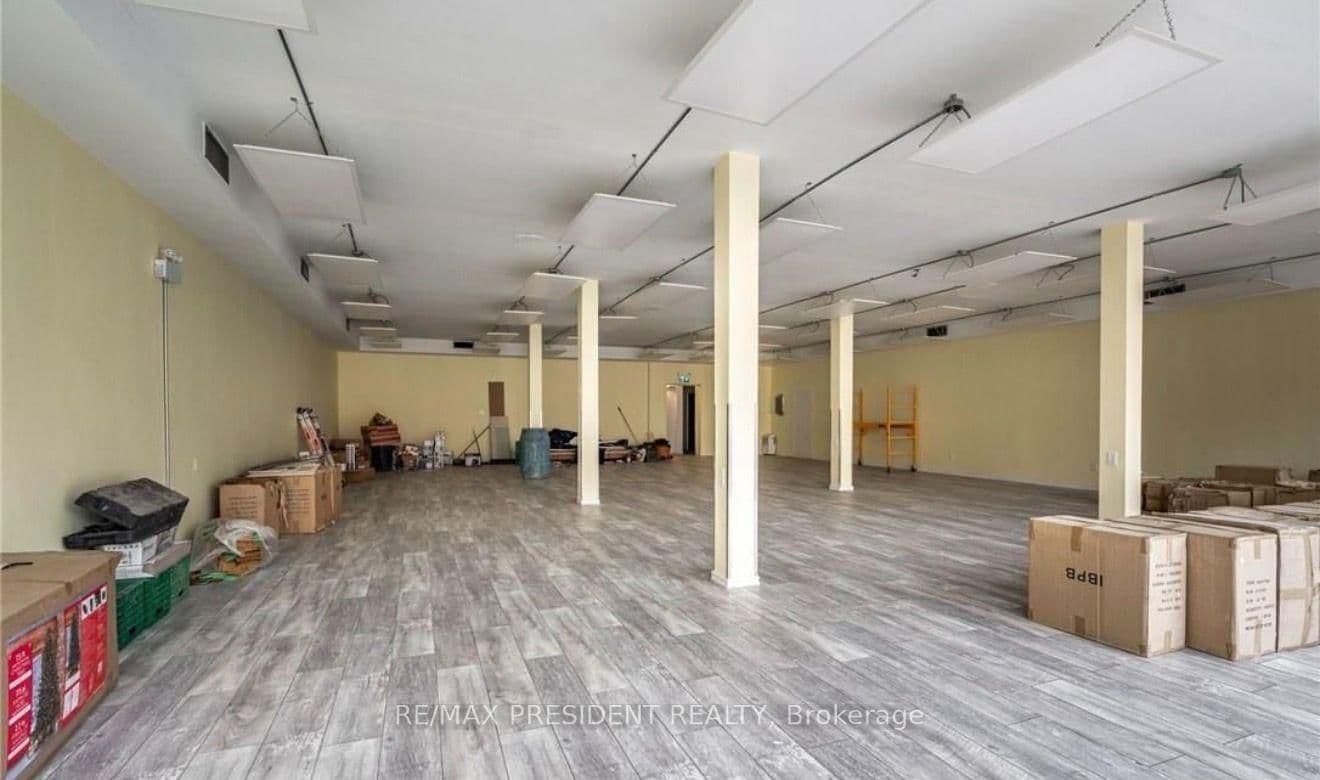 135 James Street N, Unit 3 thumbnail 7