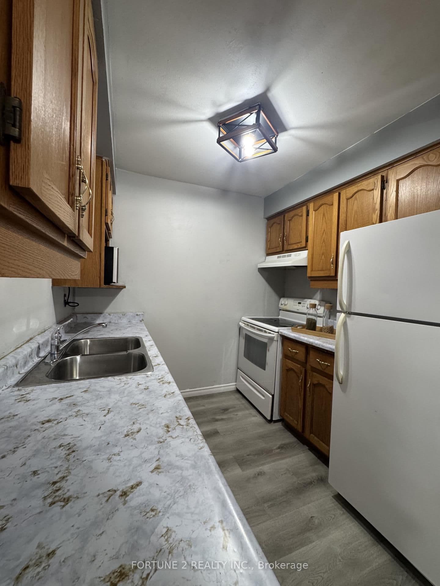 21 Roberts Crescent thumbnail 10