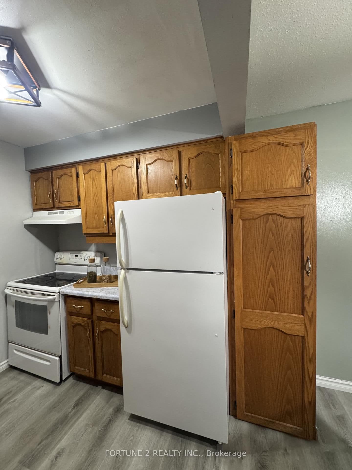 21 Roberts Crescent thumbnail 9