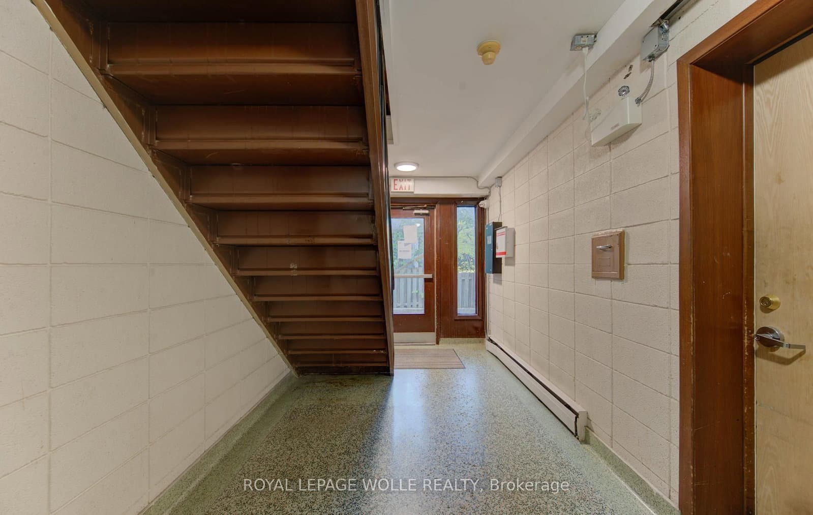 50 Gordon Avenue thumbnail 11