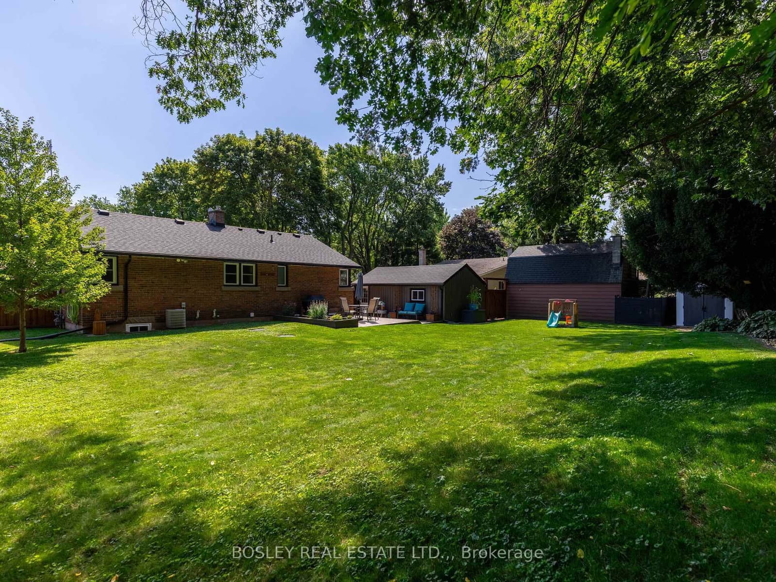 1180 Sunset Drive thumbnail 37