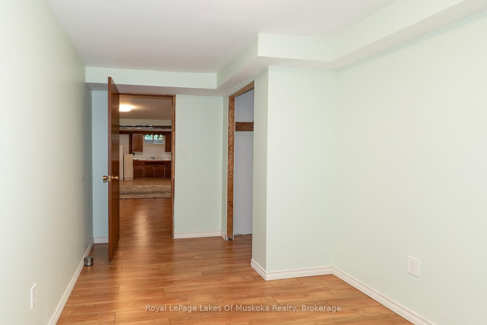 20 Sander Drive thumbnail 28