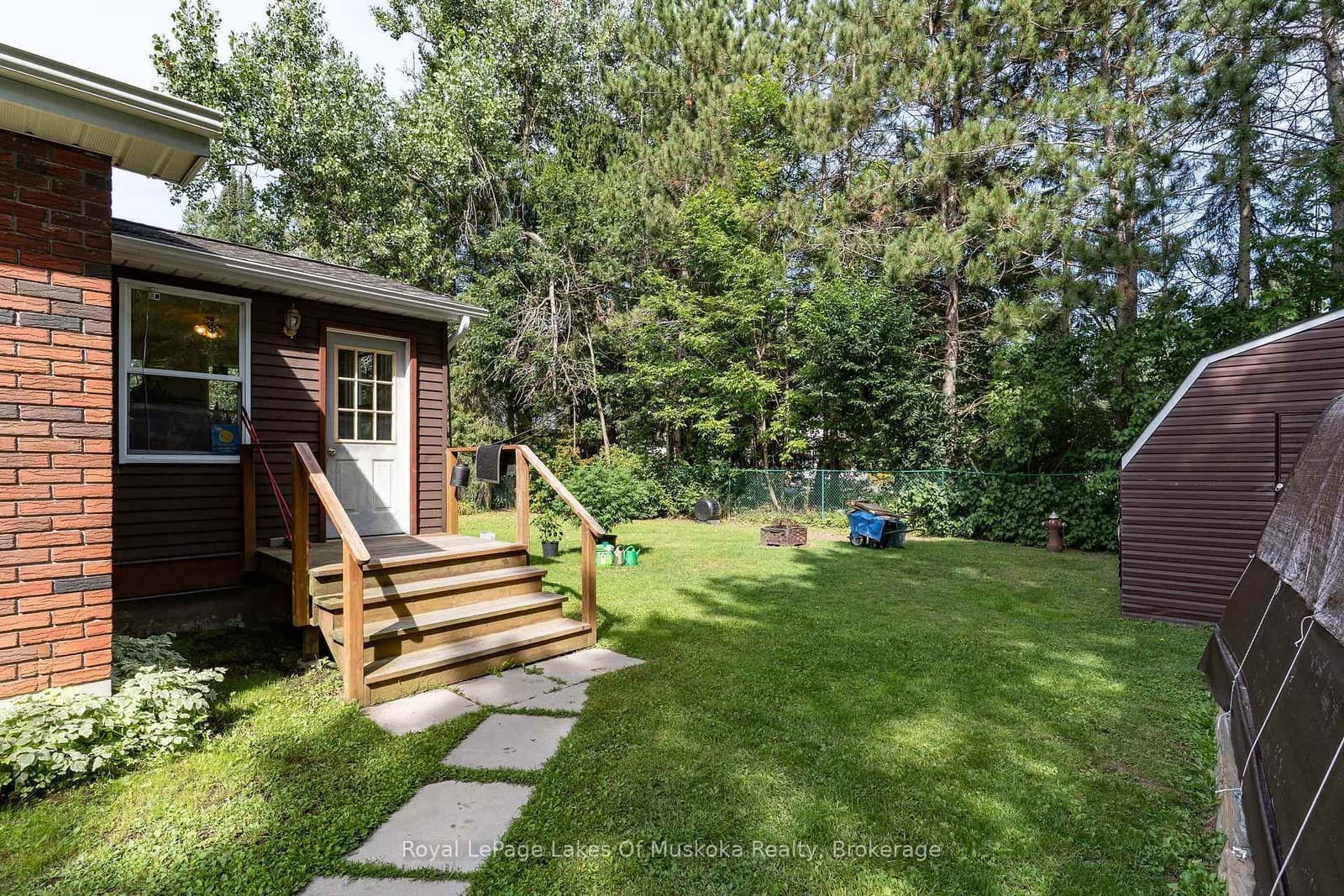 20 Sander Drive thumbnail 38