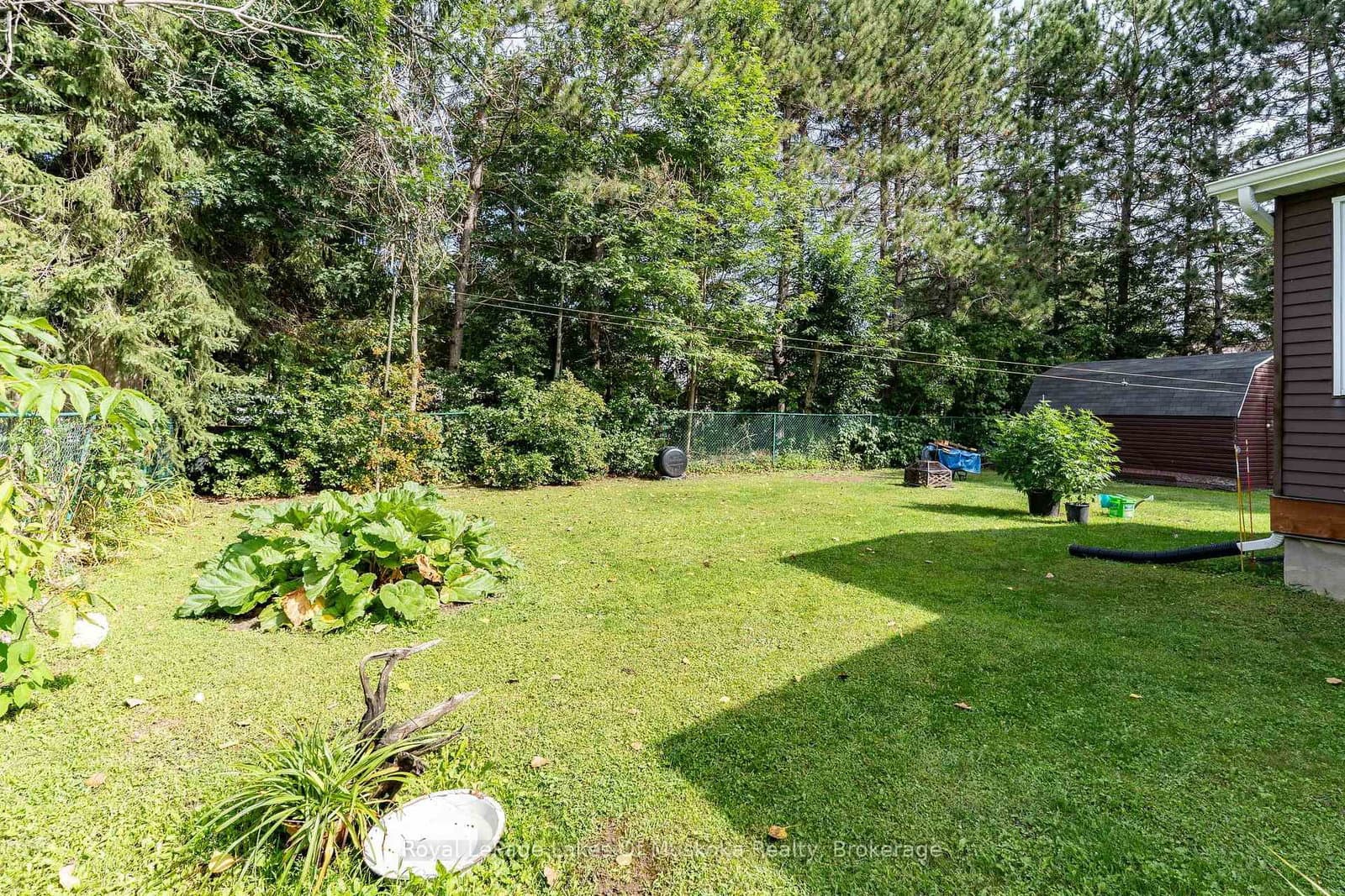 20 Sander Drive thumbnail 39