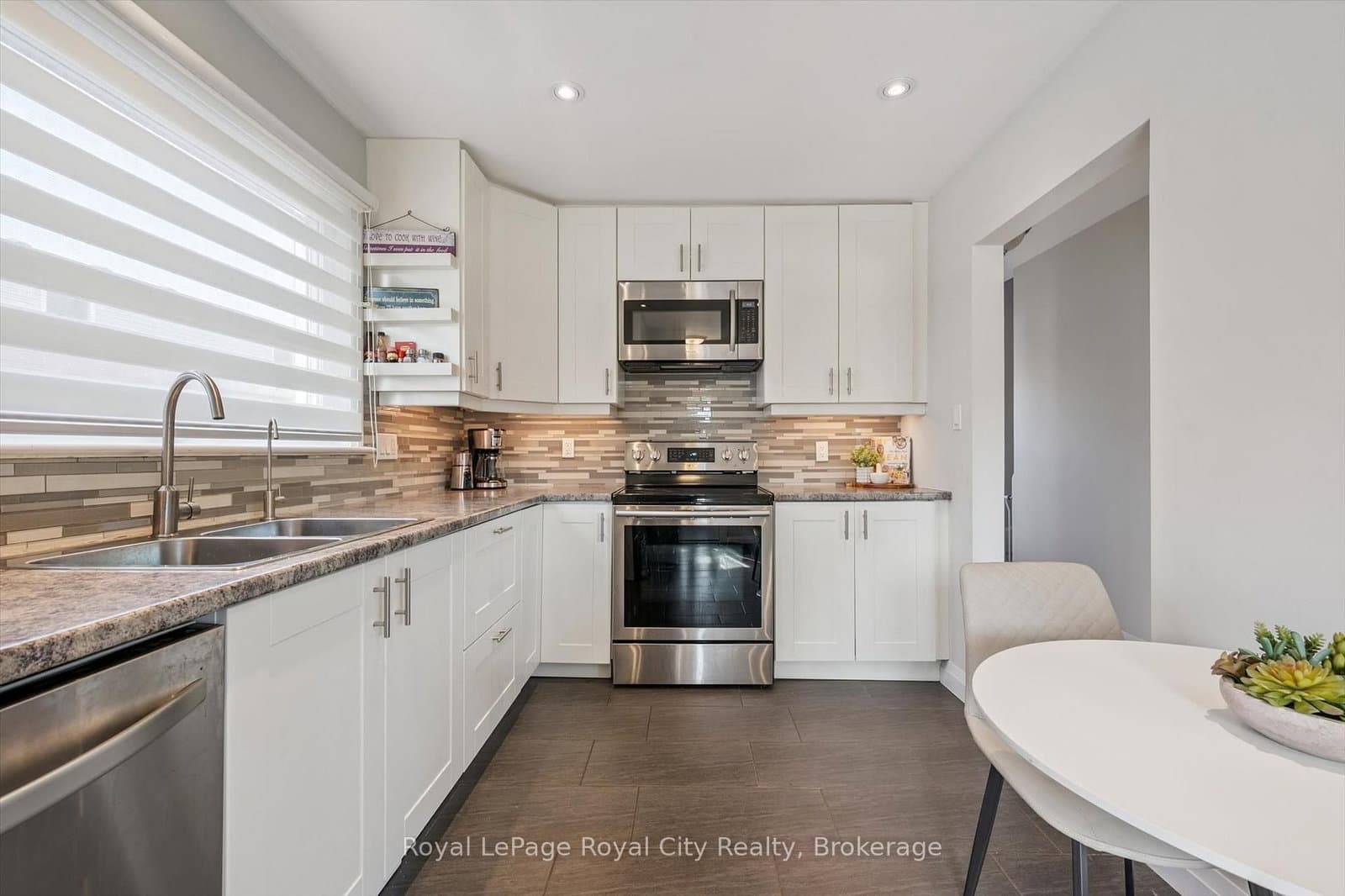 103 William Street thumbnail 10