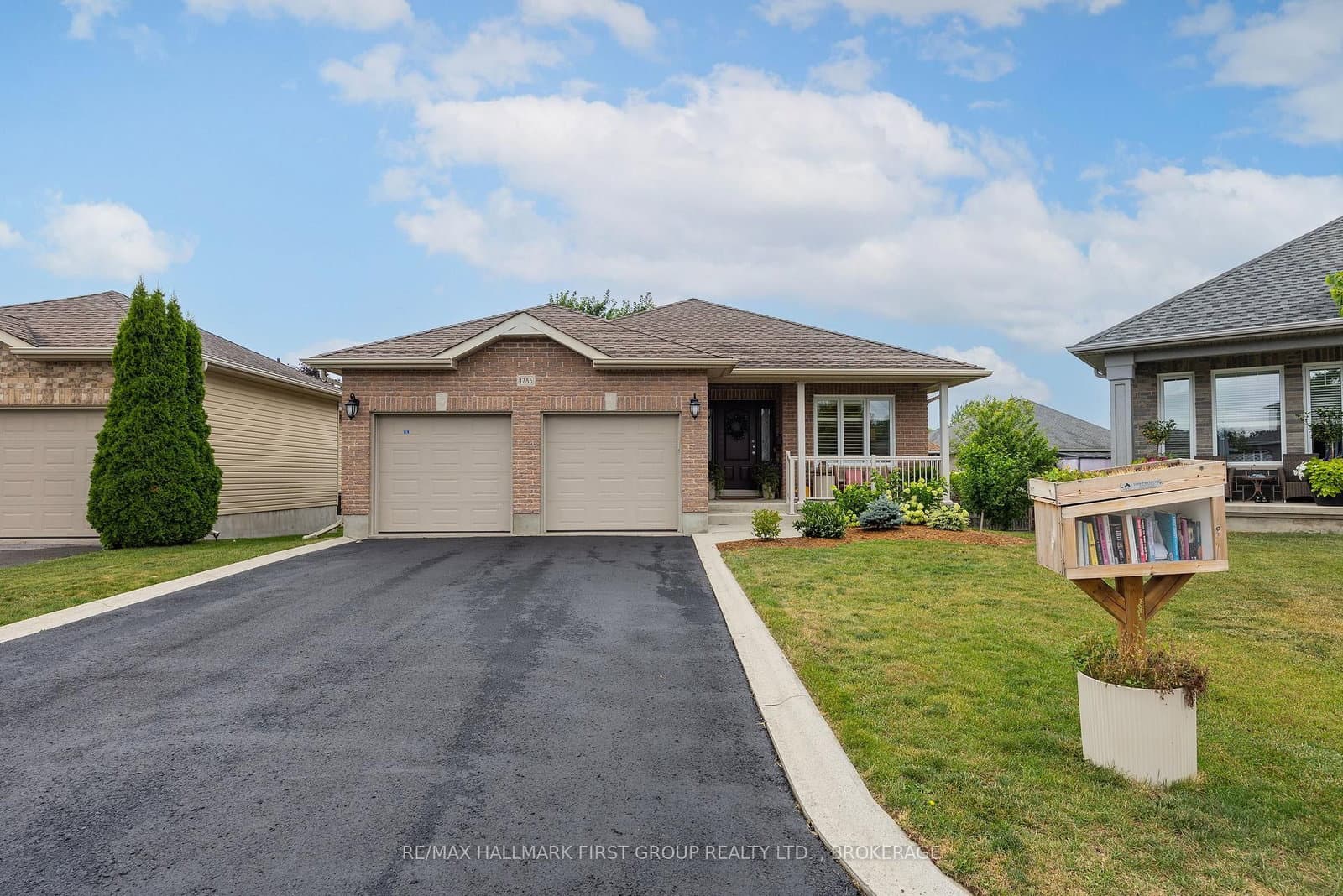 1286 Mazzolin Crescent thumbnail 46