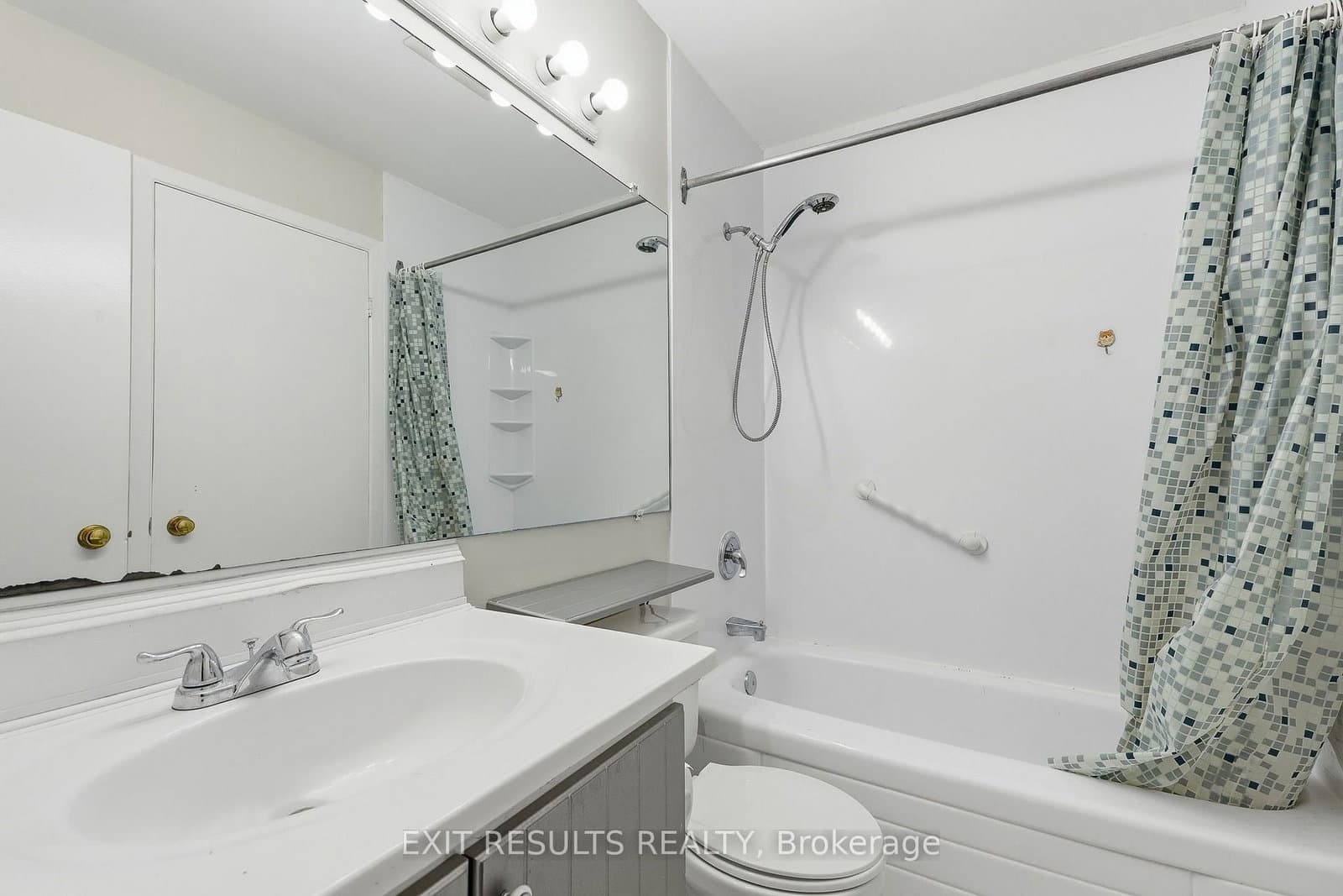 1035 - J Cummings Avenue, Unit 13 thumbnail 18