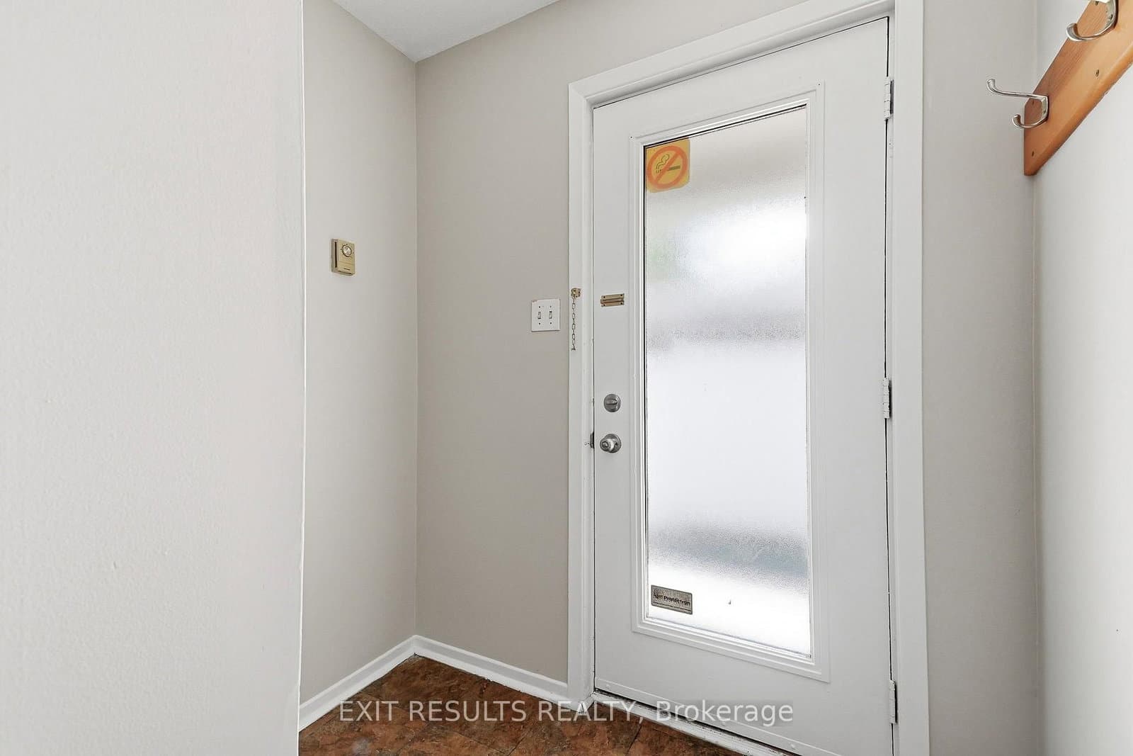 1035 - J Cummings Avenue, Unit 13 thumbnail 2