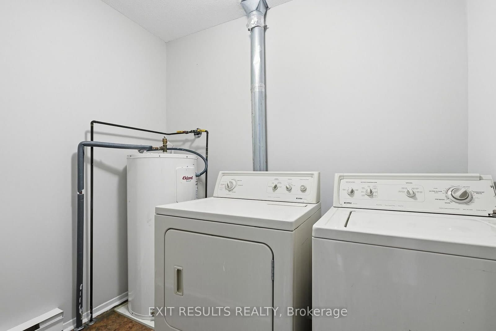 1035 - J Cummings Avenue, Unit 13 thumbnail 21