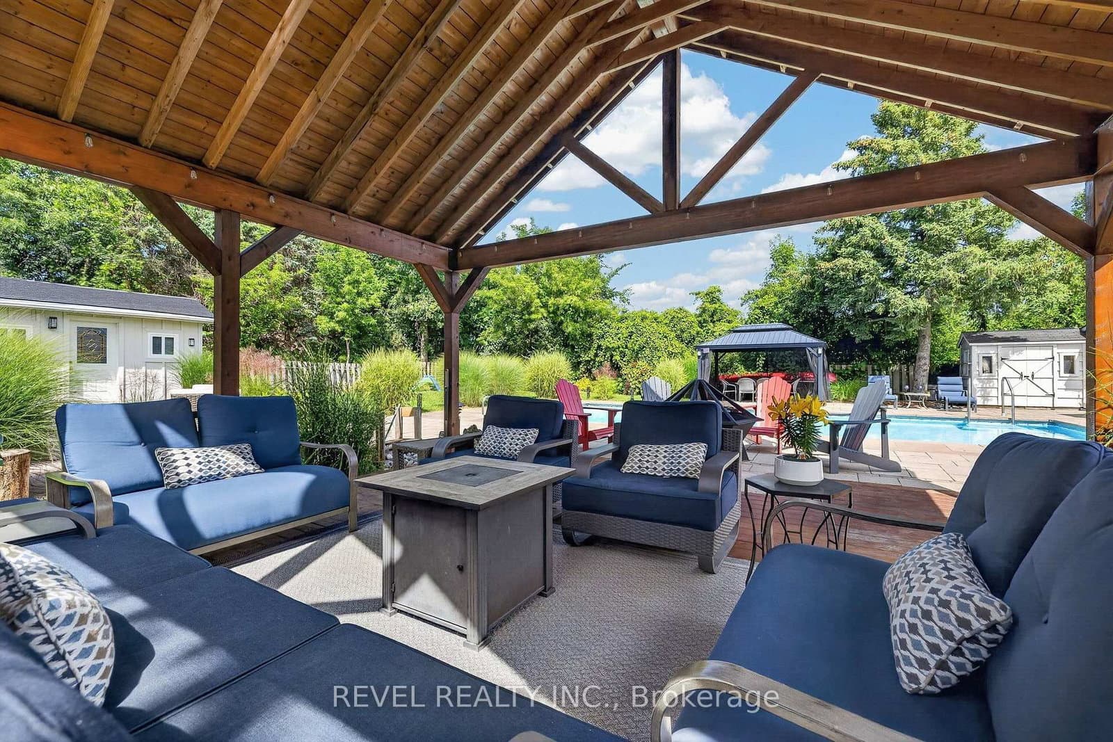 1036 Shellard Side Road thumbnail 39