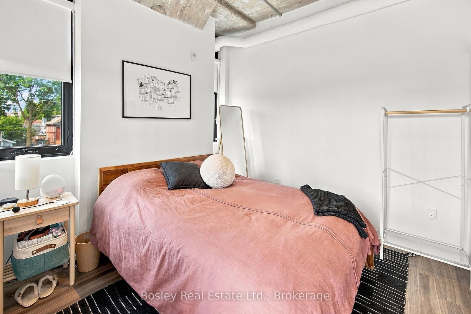 120 Huron Street, Unit 206 thumbnail 17